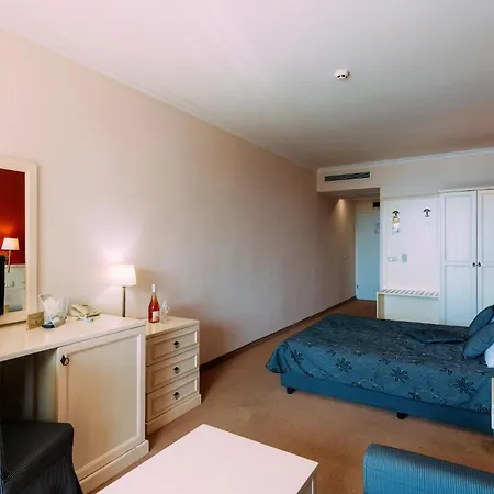 Festa Hotel