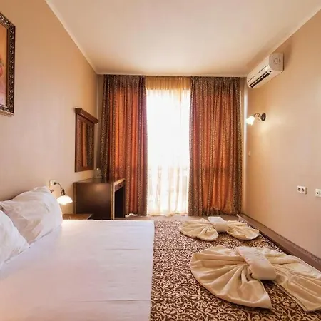 Festa Hotel 4*