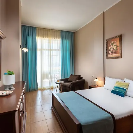 Festa Hotel 4*