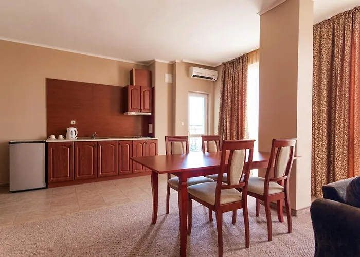 Отель Festa Поморие